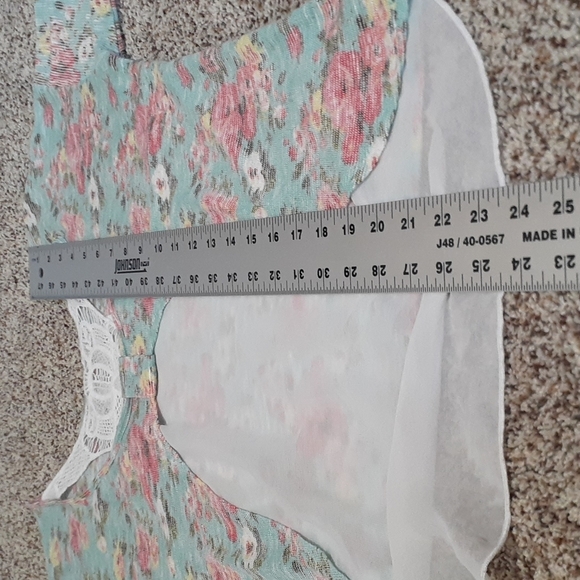 Open-back Floral Sweater - Picture 6 of 7